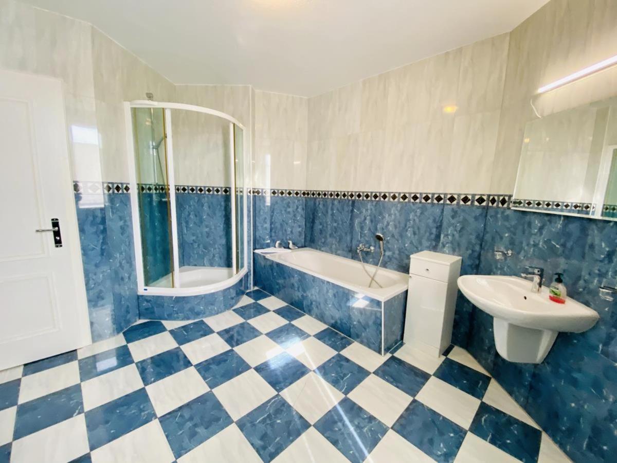 Marthes Seeblick Apartment Rostock